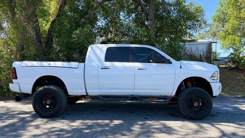 Bright White Clearcoat 2018 RAM 2500 Laramie Mega Cab 4x4 6'4' Box