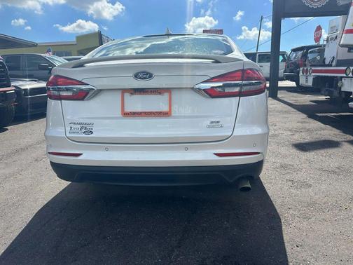 2019 Ford Fusion SE