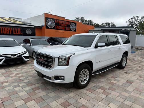2020 GMC Yukon XL SLE
