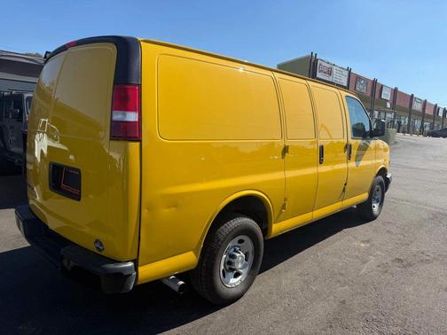 2020 Chevrolet Express 2500 RWD 2500 Regular Wheelbase WT