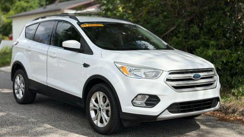 White 2018 Ford Escape SE