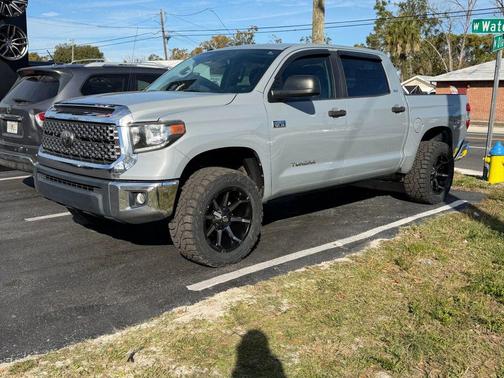 2019 Toyota Tundra SR5