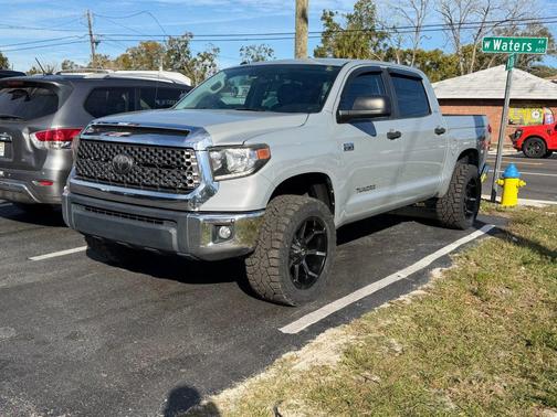 2019 Toyota Tundra SR5