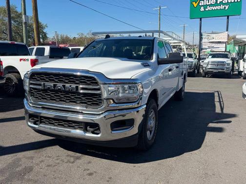 2019 RAM 2500 Tradesman Crew Cab 4x2 8' Box