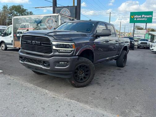 2021 RAM 2500 Laramie Crew Cab 4x4 6'4' Box