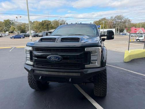 2019 Ford F-350 Lariat