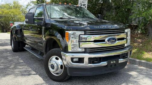 Shadow Black 2017 Ford F-350 Lariat