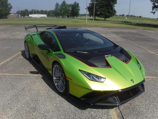 2022 Lamborghini Huracan STO Coupe