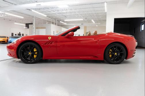 2012 Ferrari California Base