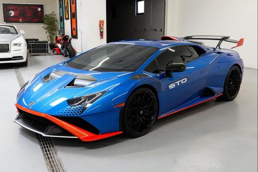 Blu Eleos Metallic 2022 Lamborghini Huracan STO Coupe