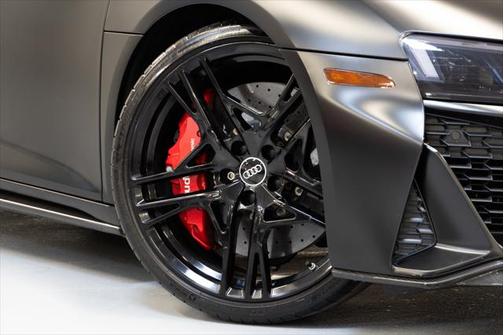 2022 Audi R8 5.2 V10 performance