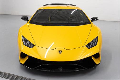2019 Lamborghini Huracan Performante