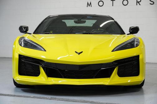 Accelerate Yellow Metallic 2023 Chevrolet Corvette Z06