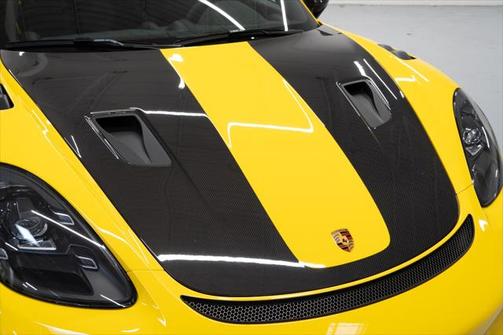 2024 Porsche 718 Cayman GT4 RS