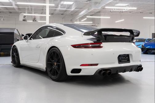 2017 Porsche 911 Carrera S