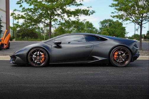 Grigio Lynx Metallic 2019 Lamborghini Huracan LP580-2