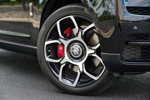 Black 2023 Rolls-Royce Cullinan SUV