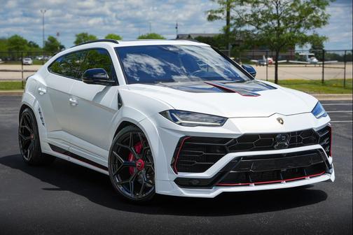 Bianco Icarus Metallic 2020 Lamborghini Urus SUV