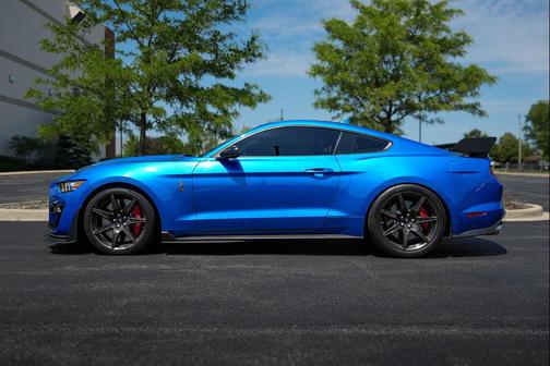 Velocity Blue Metallic 2021 Ford Shelby GT500 Base