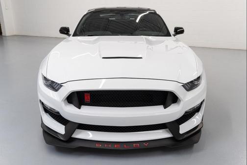 2019 Ford Shelby GT350R Base