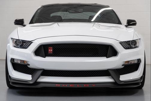 2019 Ford Shelby GT350R Base