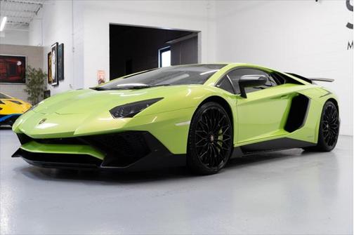 2016 Lamborghini Aventador LP750-4 Superveloce