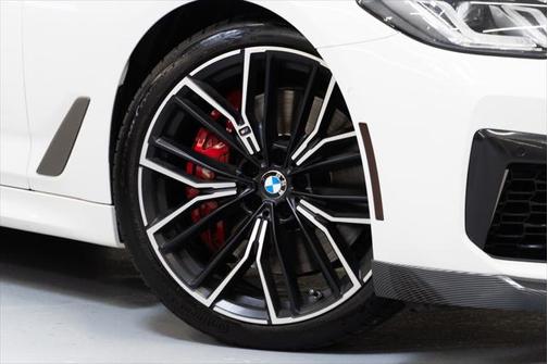 2022 BMW M550 i Xdrive