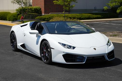Bianco Monocerus 2017 Lamborghini Huracan LP580-2S