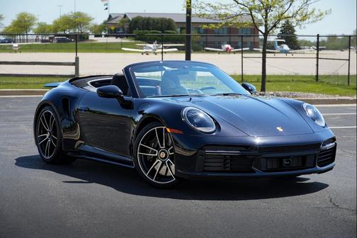 Jet Black Metallic 2021 Porsche 911 Turbo S