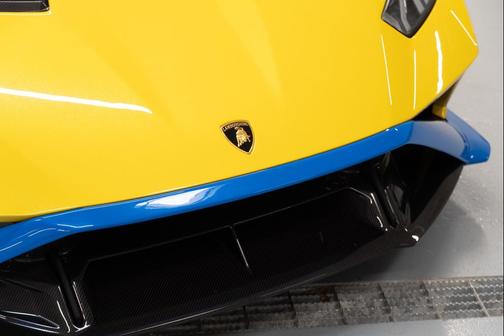 2022 Lamborghini Huracan STO Coupe