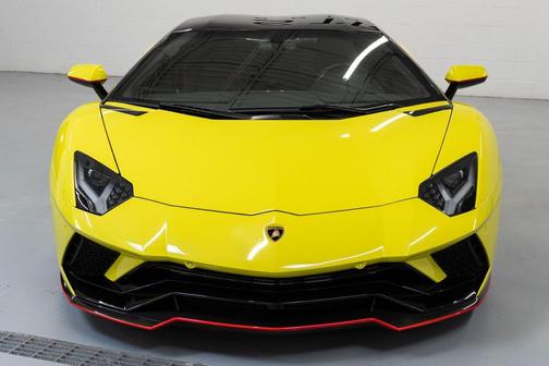 2018 Lamborghini Aventador S LP 740-4 S