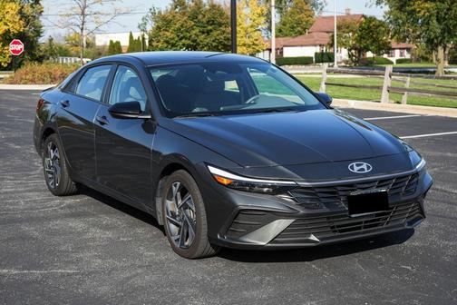 Amazon Gray 2025 Hyundai ELANTRA Sport