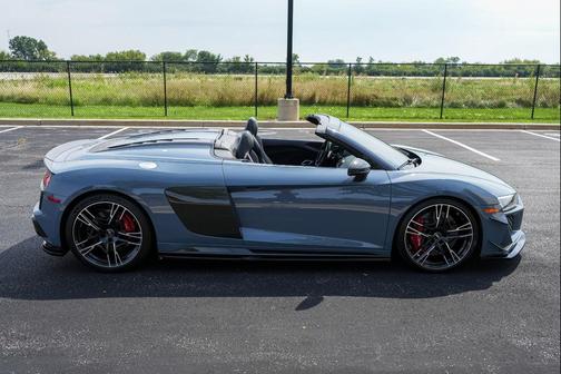 Kemora Gray Metallic 2020 Audi R8 5.2 V10 performance