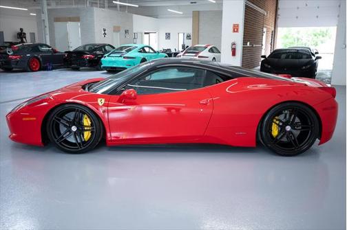 2014 Ferrari 458 Italia Base