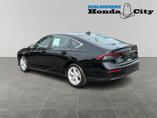 Crystal Black Pearl 2024 Honda Accord