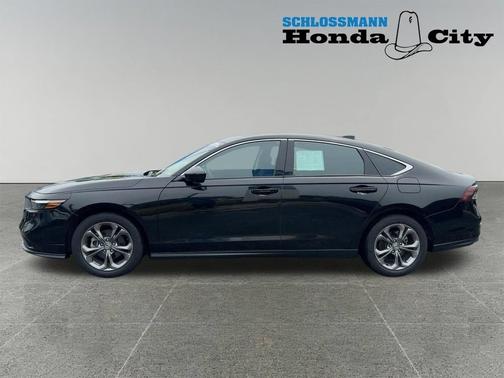 Crystal Black Pearl 2024 Honda Accord