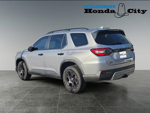 Lunar Silver Metallic 2025 Honda Pilot