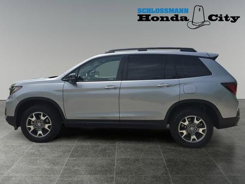 Lunar Silver Metallic 2023 Honda Passport