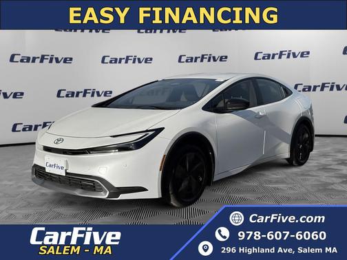 2025 Toyota Prius Plug-In Hybrid SE