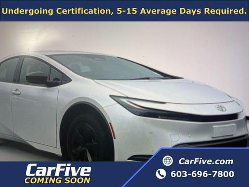 2025 Toyota Prius Plug-In Hybrid SE