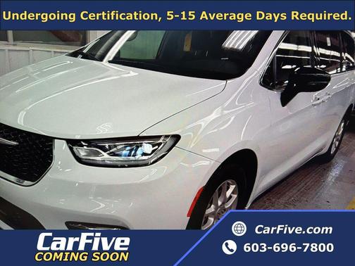 2024 Chrysler Pacifica Touring L