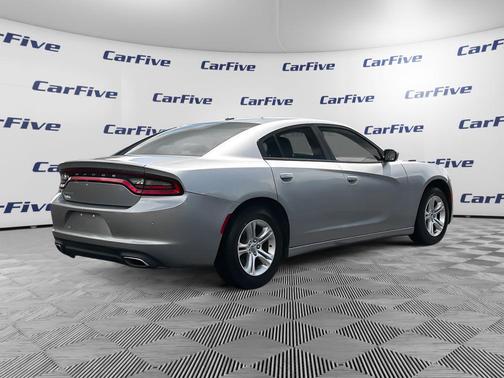 2015 Dodge Charger SE