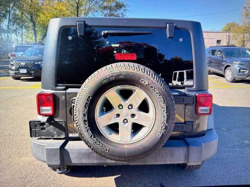 2014 Jeep Wrangler Unlimited Sport