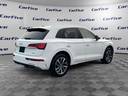 2022 Audi Q5 45 S line Premium Plus