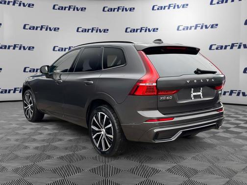 2025 Volvo XC60 B5 Plus