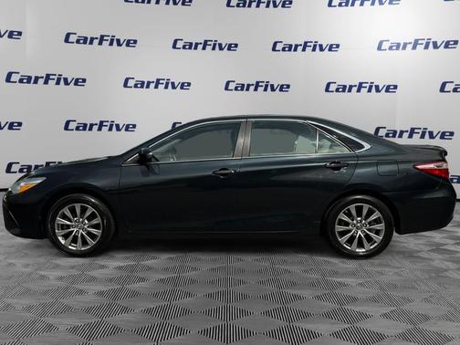 2016 Toyota Camry XLE