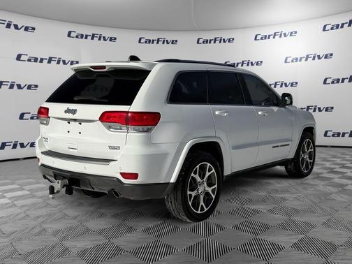 2018 Jeep Grand Cherokee Sterling Edition