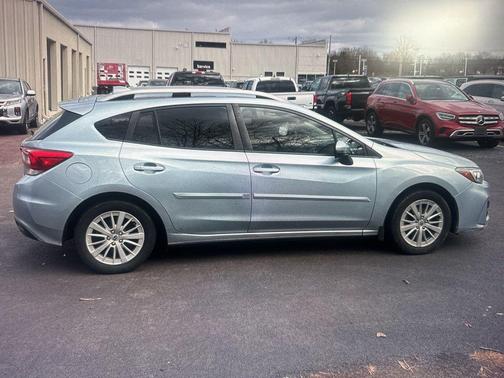 2017 Subaru Impreza 2.0i Premium