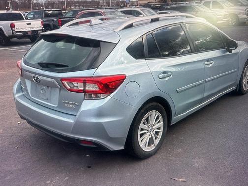 2017 Subaru Impreza 2.0i Premium