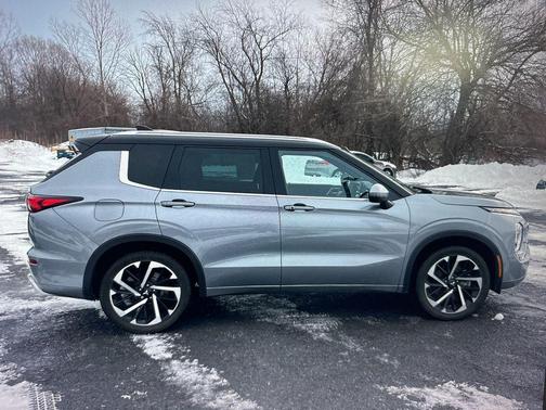 2023 Mitsubishi Outlander SEL 2.5 S-AWC